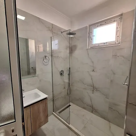 Apartamento Albania Cozy & Affordable Near Center