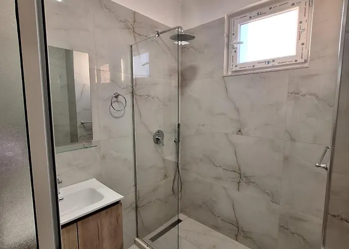 Apartamento Albania Cozy & Affordable Near Center